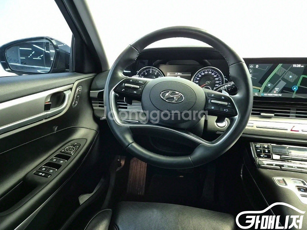 [현대]더 뉴 그랜저 IG 3.3 익스클루시브 (5인승--8