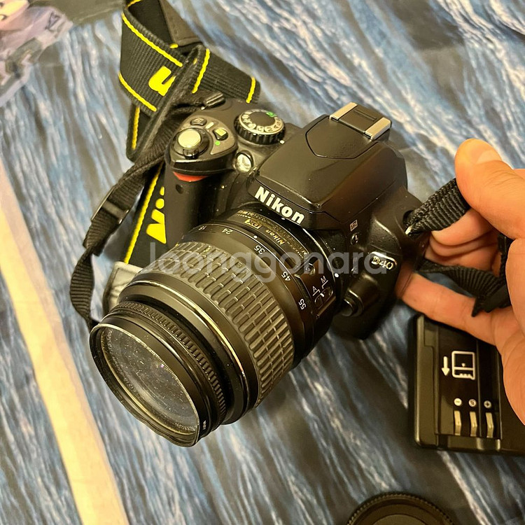 니콘 D40 + 55-200mm 렌즈 팝니다.--0