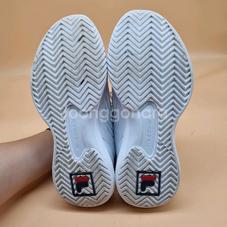 휠라 스피드서브 여성 운동화235--2