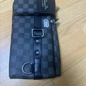 샹다 체크 무늬 크로스백