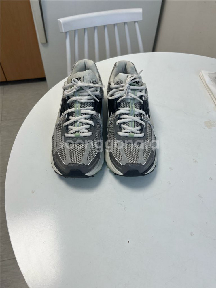 나이키줌보메로5코블스톤앤플랫퓨터 W260--1