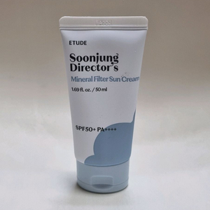 에뛰드 순정디렉터 무기자차 선크림 50ml 새상품
