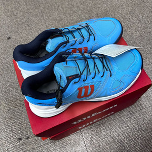 윌슨 러쉬 프로 주니어 테니스화