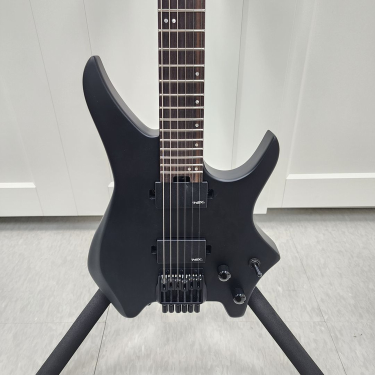 헥스 헤드리스 일렉기타 N400 블랙--2