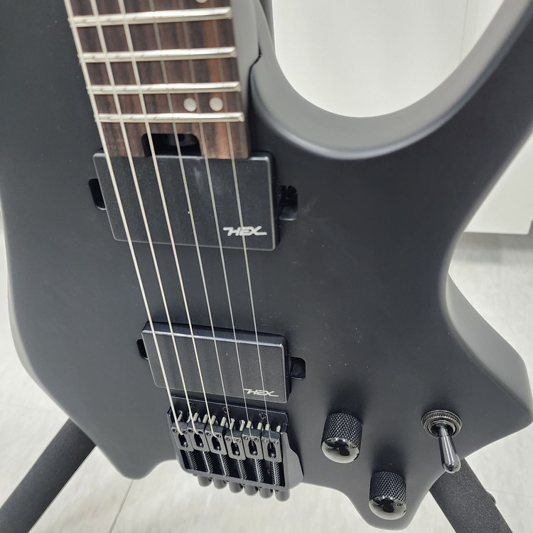 헥스 헤드리스 일렉기타 N400 블랙--4