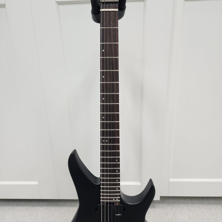 헥스 헤드리스 일렉기타 N400 블랙--6