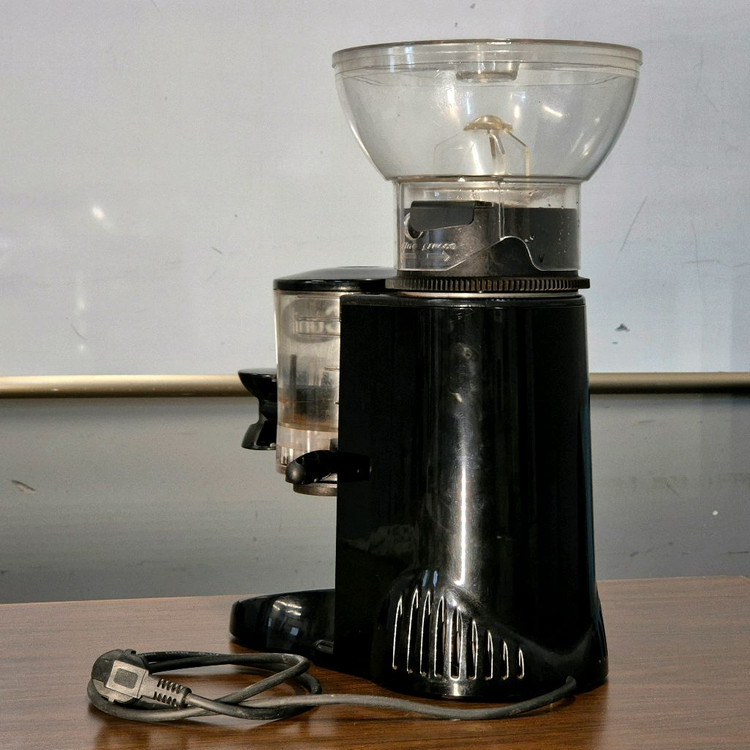 쿠닐 트란퀼로2 커피 그라인더 이미지