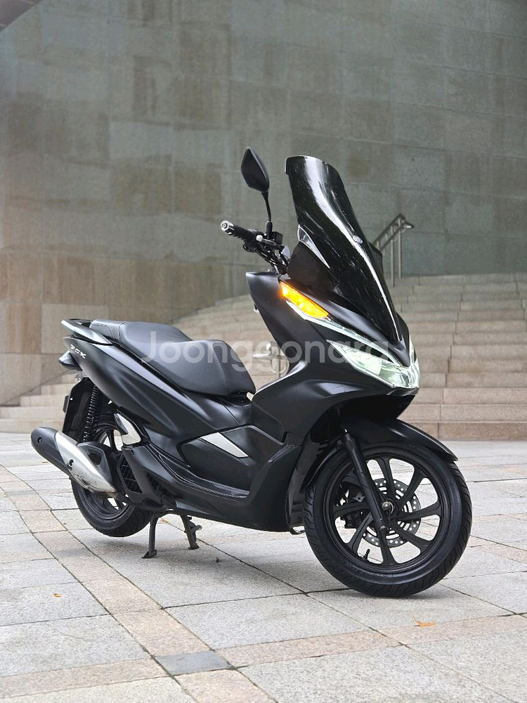 일산) 20년식 pcx125 AA급--1