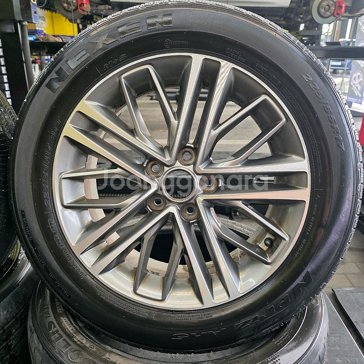 그랜져 IG 17인치 순정 휠타이어 팔아요--4