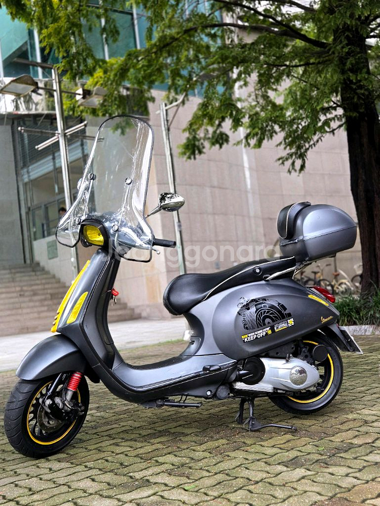 베스파 스프린트 125 맷그레이 커스텀--3