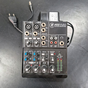 MACKIE 402VLZ4