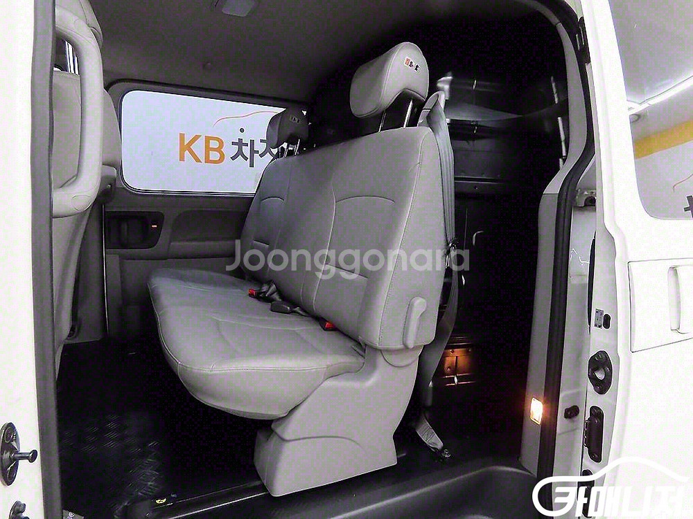 [현대]더 뉴 그랜드 스타렉스 2WD 밴 5인승 스마트--5