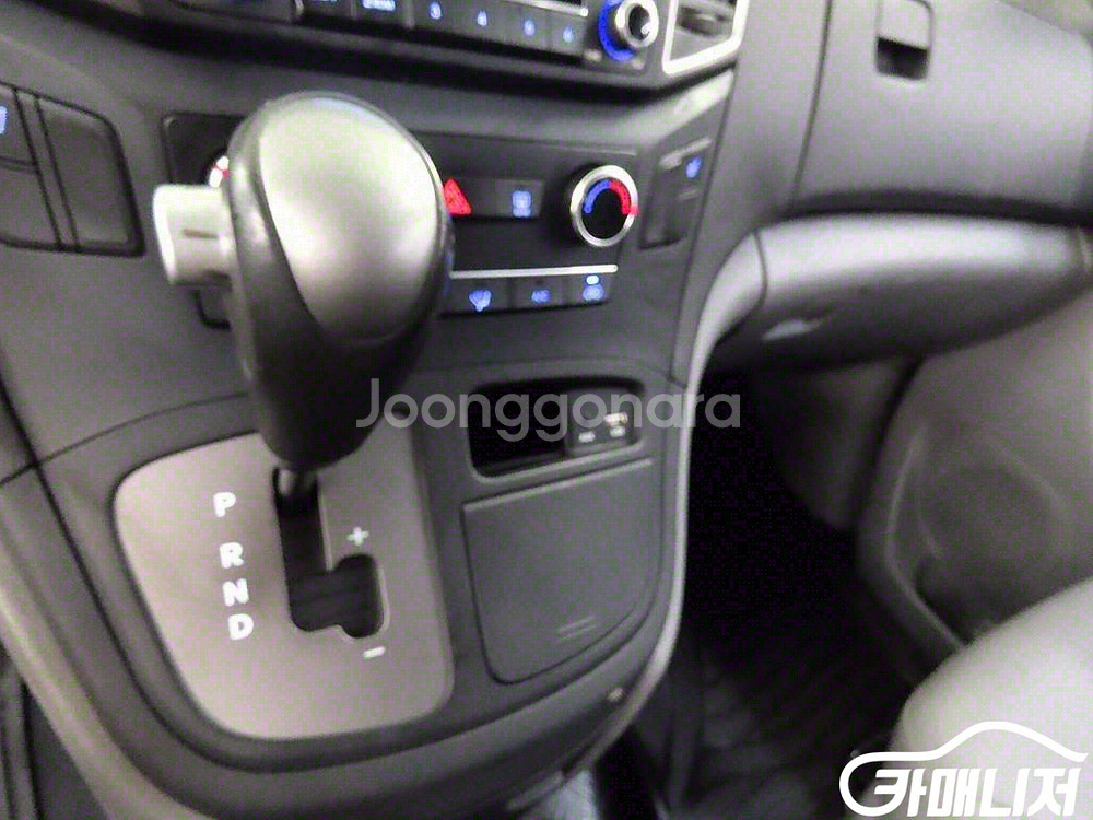 [현대]더 뉴 그랜드 스타렉스 2WD 밴 5인승 스마트--9