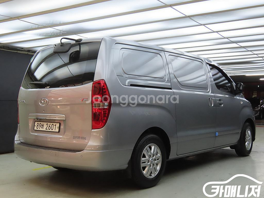 [현대]더 뉴 그랜드 스타렉스 2WD 밴 3인승 스마트--3