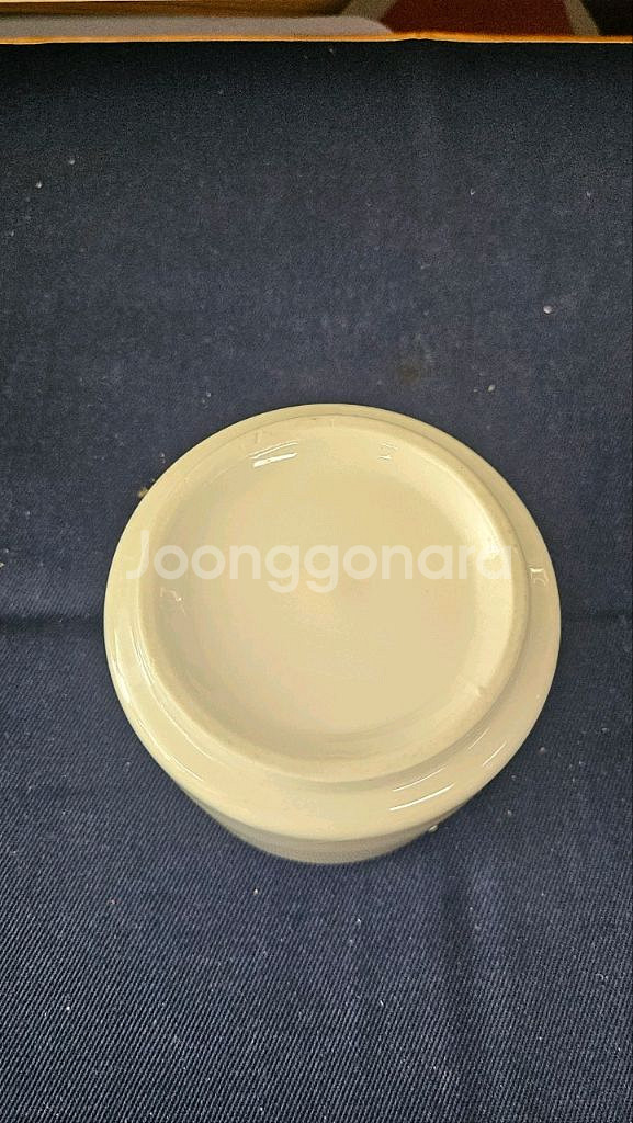 박정희 대통령 도자기 붓통사이즈 사진참조--2