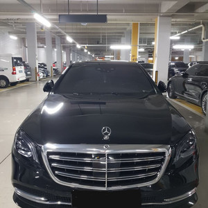 W222 후기형 순정 S560 앞범퍼(새것)