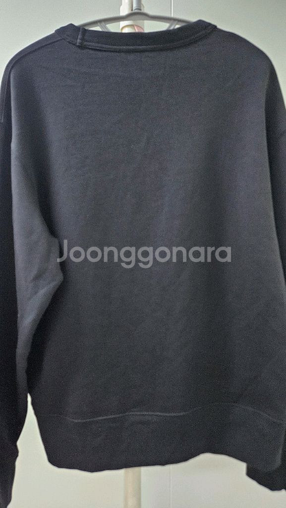 아크네 페어뷰 스웻셔츠 블랙(L)--1
