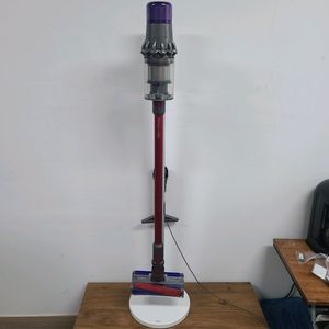 다이슨 V11 220AW 무선청소기(거의 S급,76분,