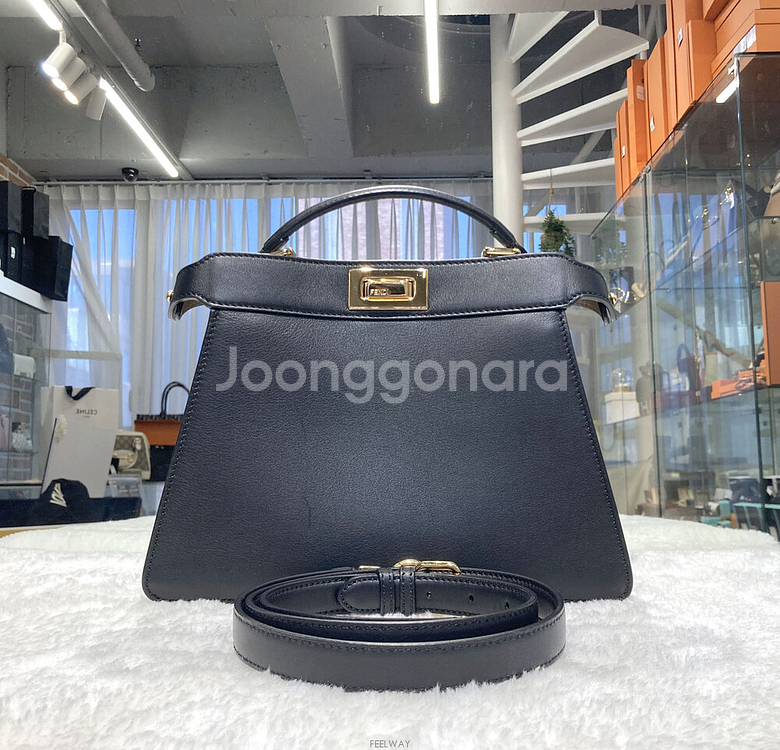 펜디 피카부 아이씨유 스몰 블랙-H091006--0