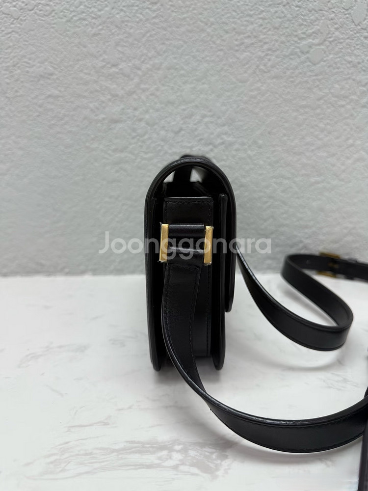 생로랑 솔페리노 숄더백 중고--3