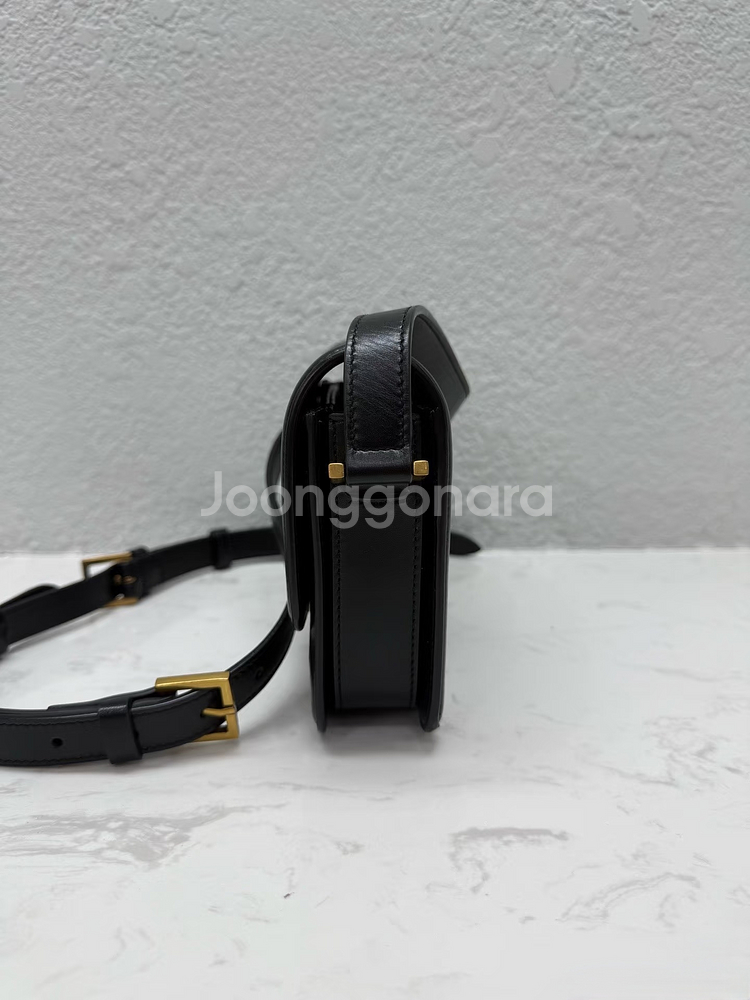 생로랑 솔페리노 숄더백 중고--4