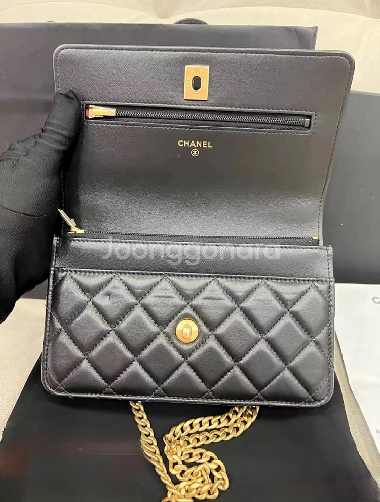 샤넬 까멜리아 골든볼 중고--0