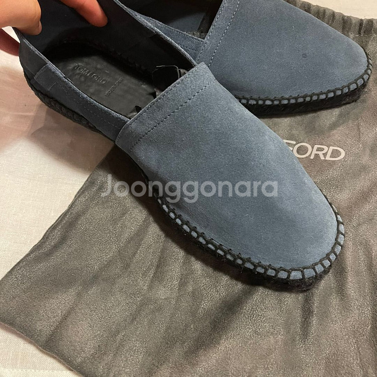 톰포드 스웨이드 반스 에스파듀 판매 합니다.--2