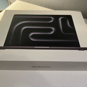 미개봉 맥북 프로 14 M4,32GB,512GB SSD