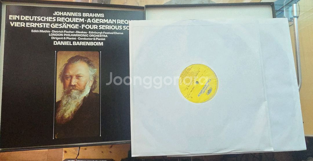 클래식 다니엘바렌보임 브람스의 레퀴엠과 4개노래 2lp--1