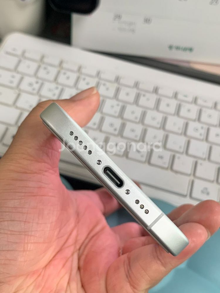 아이폰16 256GB S급 급처합니다:)--4