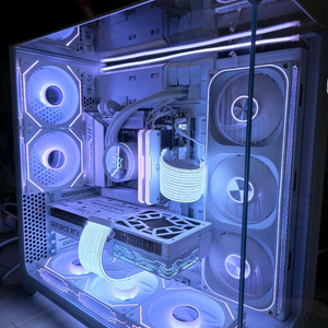 라이젠7 9800X3D RTX5080 리안리PC