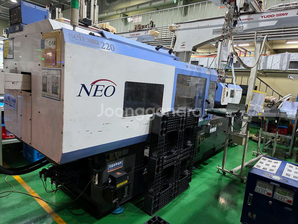 중고사출기 우진 220톤--0