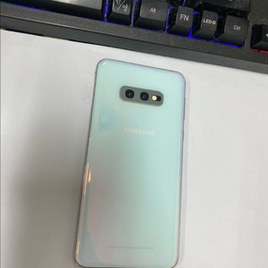 KT 갤럭시S10E 화이트 AA급 128GB 무잔상