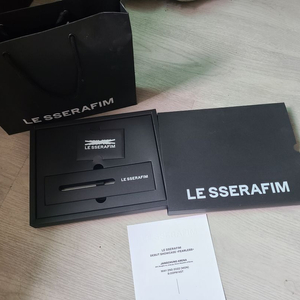 르세라핌 데뷔쇼케이스 웰컴키트 풀셋 (티켓+팔찌 포함)