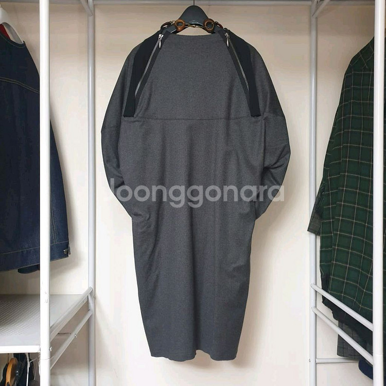 한섬 랑방컬렉션 입체소매 리본바이어스 얇은 모직 원피스--3