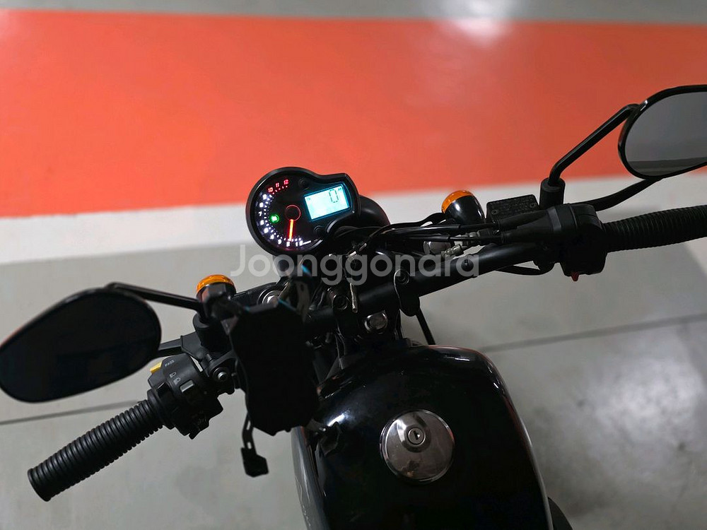 kr모터스 아퀼라125 2019년식 s급--5