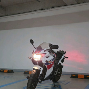 혼다 cbr125 2016년식 판매