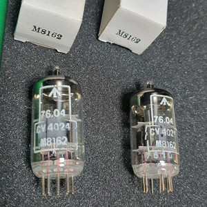 진공관 cv4024(M8162) 페어 판매합니다.