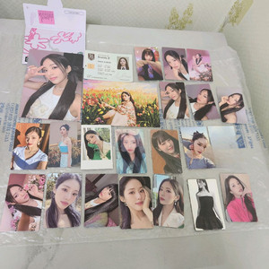 프로미스나인박지원미나우위고DM앨범미공포특전폴라포카포스터