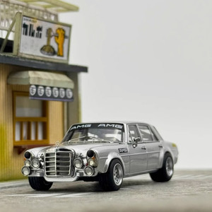 1:64 리버티64 벤츠300SEL AMG 실버 단종