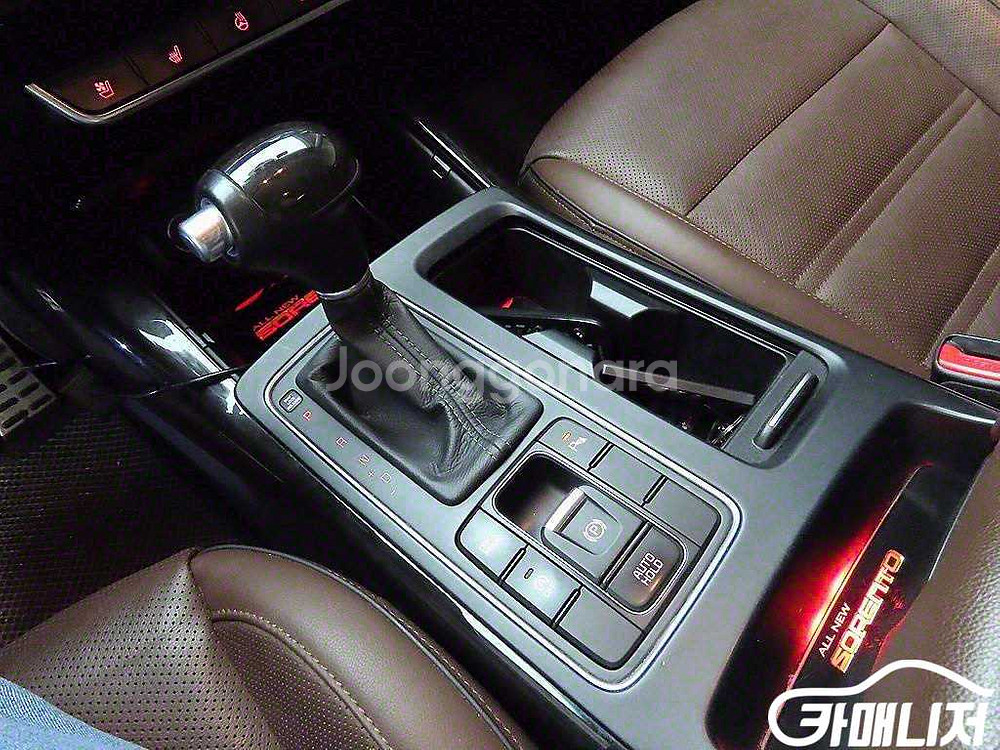 [기아]올 뉴 쏘렌토 디젤 2WD 2.0 노블레스 스페--9