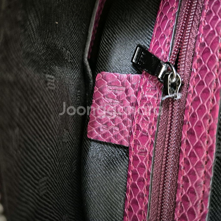 닥스 큐빅로고 체인숄더백--7