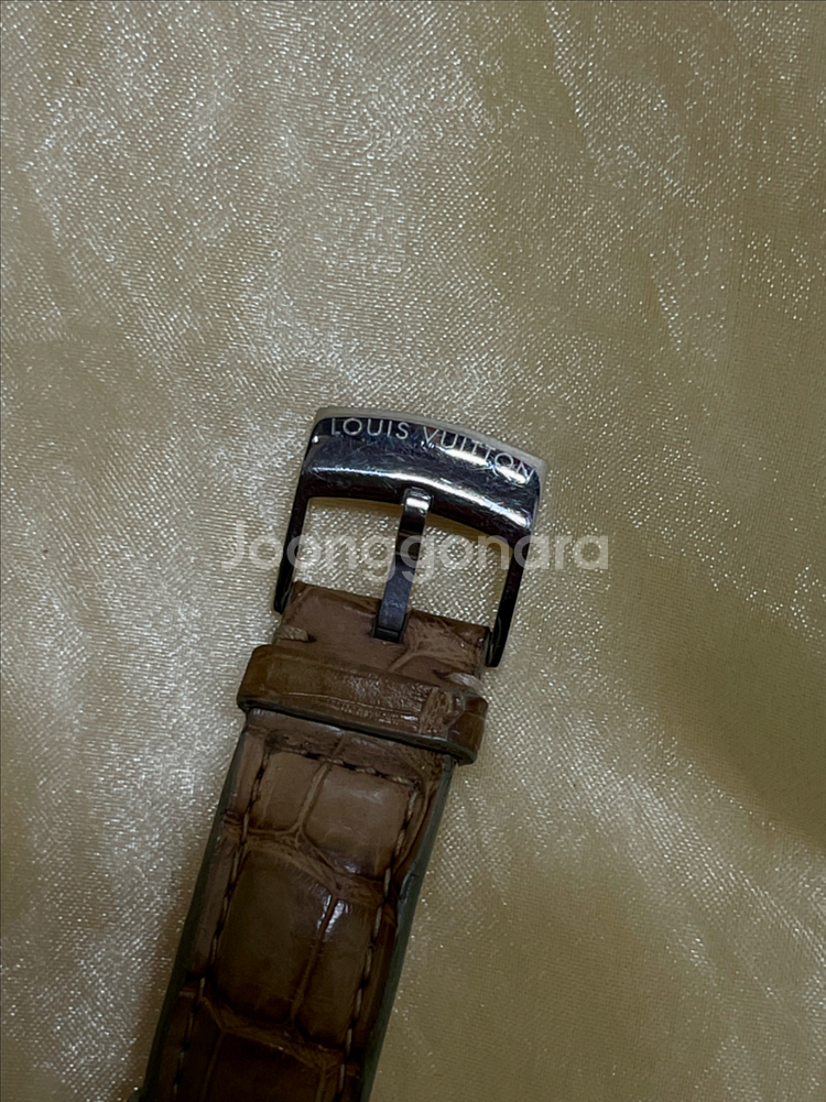 루이비통 땅부르 시계--0