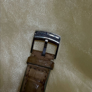 루이비통 땅부르 시계