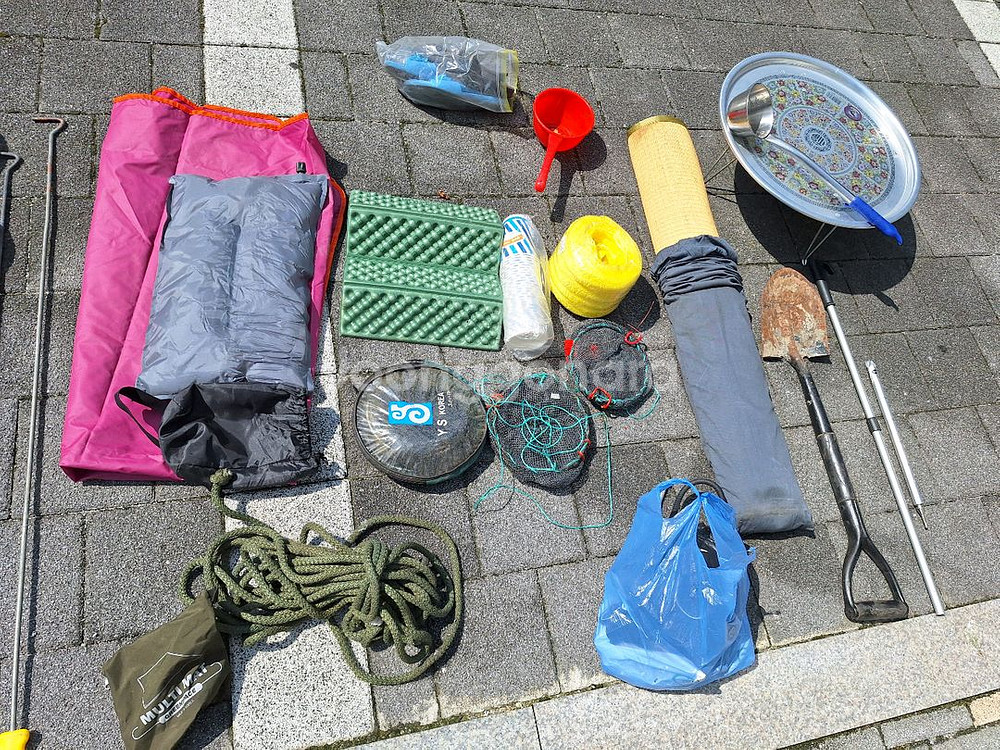 캠핑용품.어망,로프,탄력밴드스텐밥상스텐국자삽,장화들견인--2