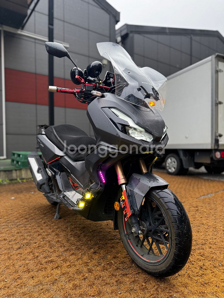 혼다 ADV350 24년식 6만Km 판매합니다.--0