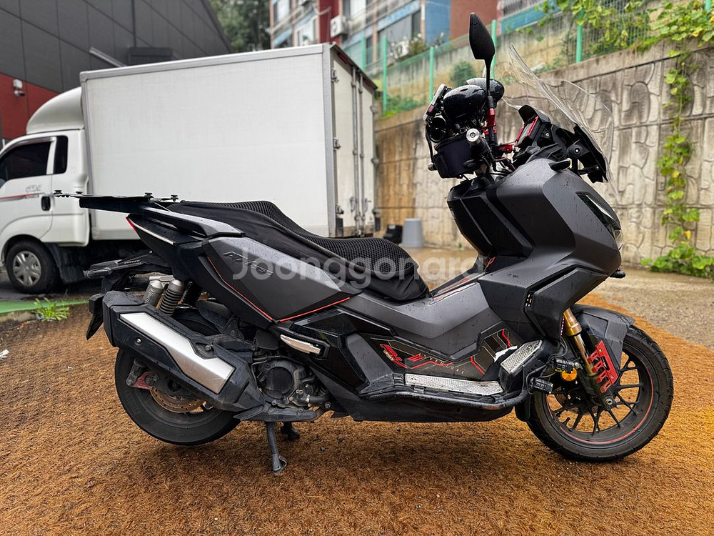 혼다 ADV350 24년식 6만Km 판매합니다.--3