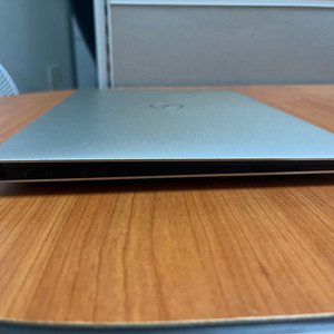 DELL XPS 13 9380 13인치 i7 급처합니다