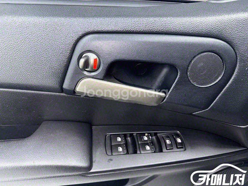 [KG모빌리티(쌍용) ]더뉴코란도스포츠 CX5(2WD)--8