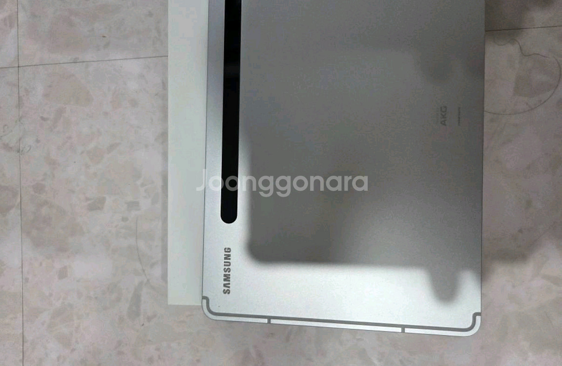 갤럭시탭 S8 128g 와이파이 판매합니다.--1